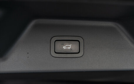 Land Rover Range Rover IV рестайлинг, 2019 год, 9 350 000 рублей, 23 фотография