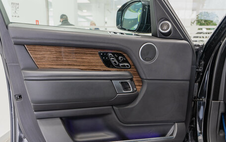 Land Rover Range Rover IV рестайлинг, 2019 год, 9 350 000 рублей, 24 фотография