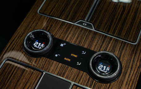 Land Rover Range Rover IV рестайлинг, 2019 год, 9 350 000 рублей, 34 фотография