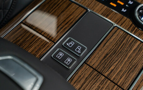 Land Rover Range Rover IV рестайлинг, 2019 год, 9 350 000 рублей, 33 фотография