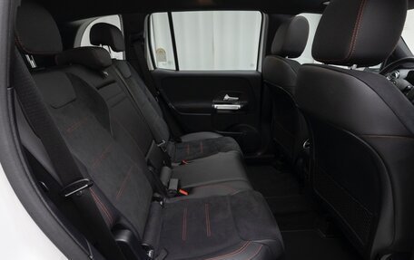 Mercedes-Benz GLB, 2025 год, 12 фотография