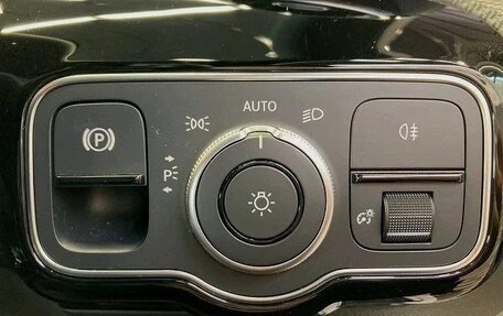 Mercedes-Benz A-Класс, 2019 год, 1 416 000 рублей, 15 фотография