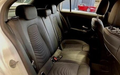 Mercedes-Benz A-Класс, 2019 год, 1 416 000 рублей, 17 фотография