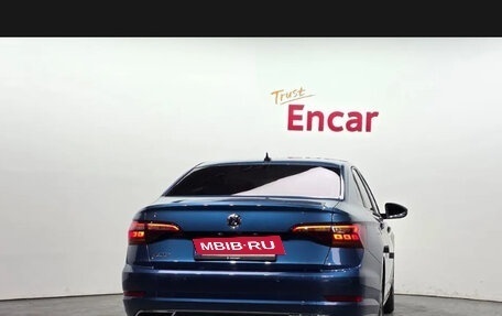 Volkswagen Jetta VII, 2021 год, 1 550 000 рублей, 4 фотография