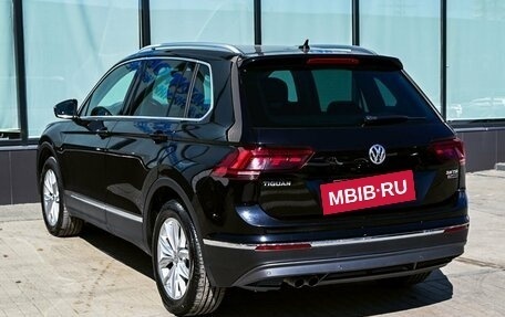 Volkswagen Tiguan II, 2017 год, 2 259 000 рублей, 3 фотография