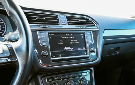 Volkswagen Tiguan II, 2017 год, 2 259 000 рублей, 10 фотография