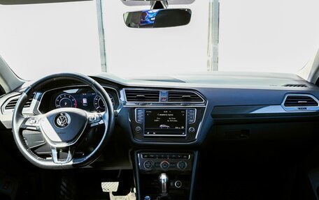 Volkswagen Tiguan II, 2017 год, 2 259 000 рублей, 22 фотография