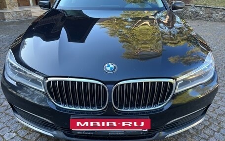 BMW 7 серия, 2017 год, 4 250 000 рублей, 3 фотография
