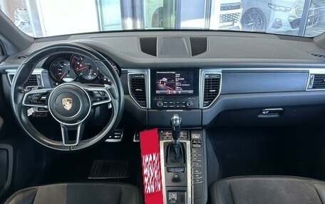 Porsche Macan I рестайлинг, 2017 год, 2 990 000 рублей, 6 фотография