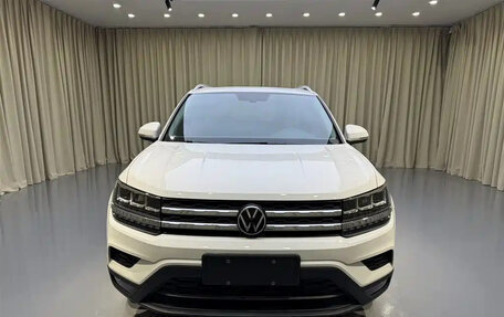 Volkswagen Tharu, 2022 год, 1 650 000 рублей, 2 фотография