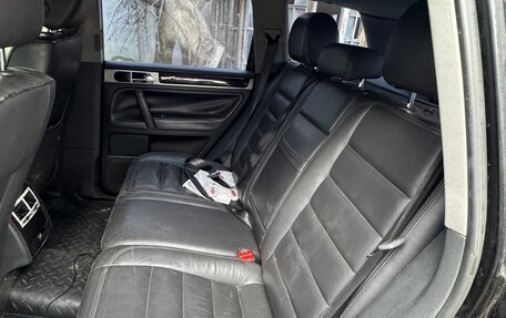 Volkswagen Touareg III, 2003 год, 510 000 рублей, 6 фотография