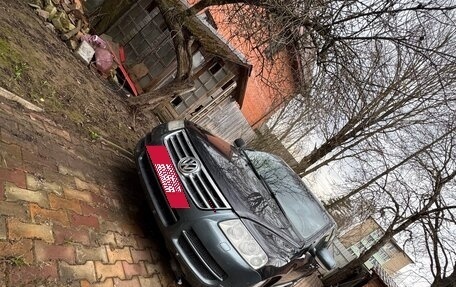 Volkswagen Touareg III, 2003 год, 510 000 рублей, 2 фотография