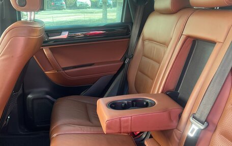 Volkswagen Touareg III, 2014 год, 2 800 000 рублей, 2 фотография