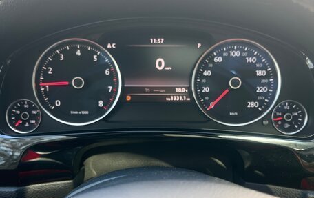 Volkswagen Touareg III, 2014 год, 2 800 000 рублей, 10 фотография