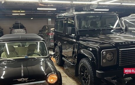 Land Rover Defender I, 2009 год, 3 000 000 рублей, 2 фотография