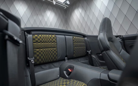 Porsche 911, 2025 год, 32 000 000 рублей, 27 фотография