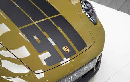 Porsche 911, 2025 год, 32 000 000 рублей, 28 фотография