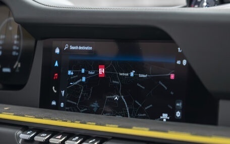 Porsche 911, 2025 год, 32 000 000 рублей, 19 фотография