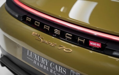 Porsche 911, 2025 год, 32 000 000 рублей, 31 фотография