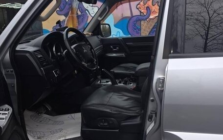 Mitsubishi Pajero IV, 2011 год, 2 530 000 рублей, 16 фотография