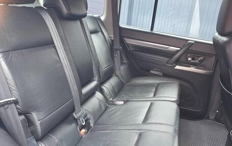 Mitsubishi Pajero IV, 2011 год, 2 530 000 рублей, 27 фотография