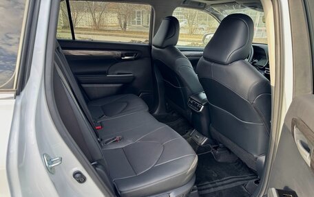 Toyota Highlander, 2026 год, 5 180 000 рублей, 32 фотография