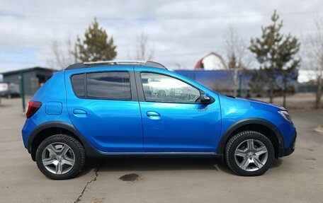 Renault Sandero II рестайлинг, 2022 год, 1 560 000 рублей, 3 фотография