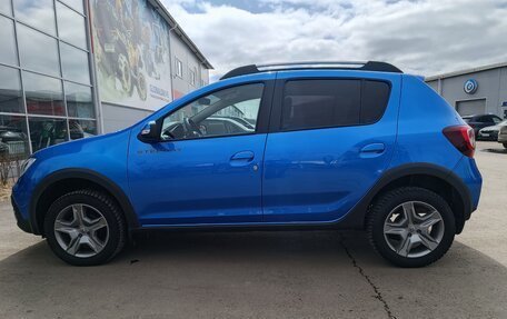 Renault Sandero II рестайлинг, 2022 год, 1 560 000 рублей, 4 фотография