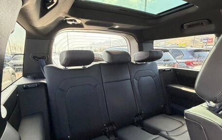 Land Rover Defender II, 2023 год, 10 550 000 рублей, 8 фотография