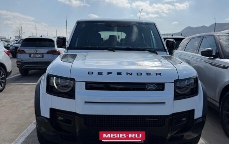 Land Rover Defender II, 2023 год, 10 550 000 рублей, 2 фотография