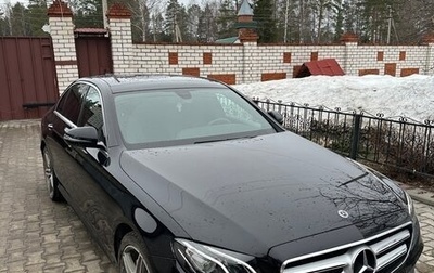 Mercedes-Benz E-Класс, 2019 год, 3 400 000 рублей, 1 фотография