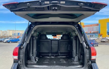 Toyota Land Cruiser 200, 2011 год, 2 980 000 рублей, 7 фотография