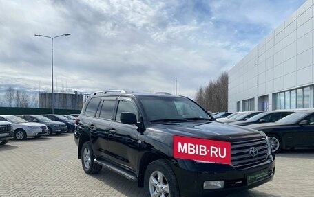 Toyota Land Cruiser 200, 2011 год, 2 980 000 рублей, 2 фотография