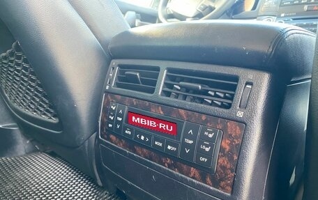 Toyota Land Cruiser 200, 2011 год, 2 980 000 рублей, 13 фотография