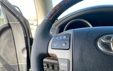 Toyota Land Cruiser 200, 2011 год, 2 980 000 рублей, 26 фотография