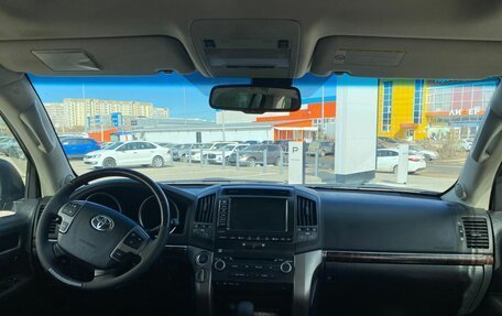 Toyota Land Cruiser 200, 2011 год, 2 980 000 рублей, 35 фотография