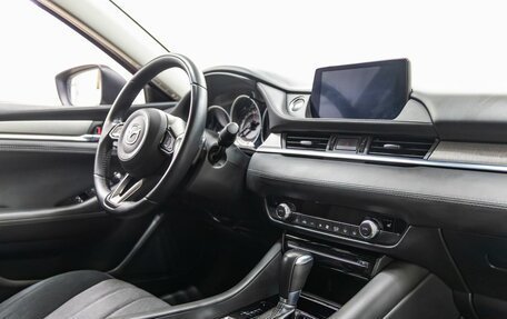 Mazda 6, 2019 год, 2 198 000 рублей, 34 фотография