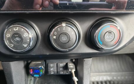 Toyota Corolla, 2013 год, 950 000 рублей, 11 фотография