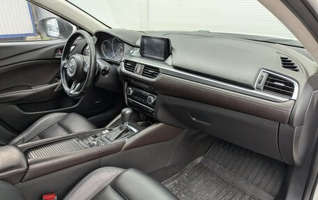 Mazda 6, 2016 год, 1 717 000 рублей, 20 фотография