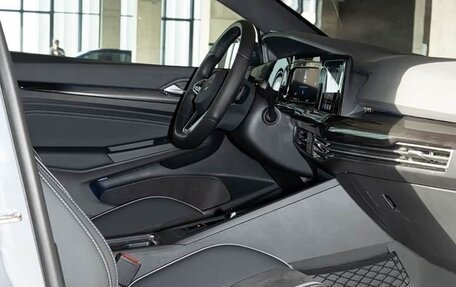 Volkswagen Golf VIII, 2023 год, 2 150 000 рублей, 20 фотография