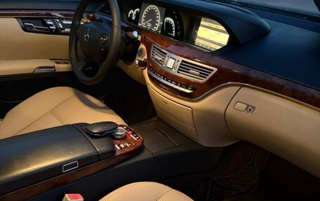 Mercedes-Benz S-Класс, 2008 год, 1 100 000 рублей, 6 фотография