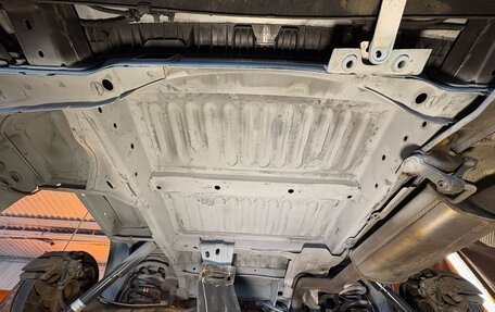 Volkswagen Caravelle T6 рестайлинг, 2015 год, 2 400 000 рублей, 12 фотография