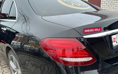 Mercedes-Benz E-Класс, 2019 год, 3 400 000 рублей, 12 фотография