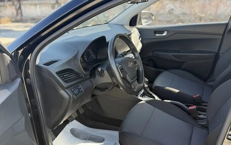 Hyundai Solaris II рестайлинг, 2021 год, 8 фотография