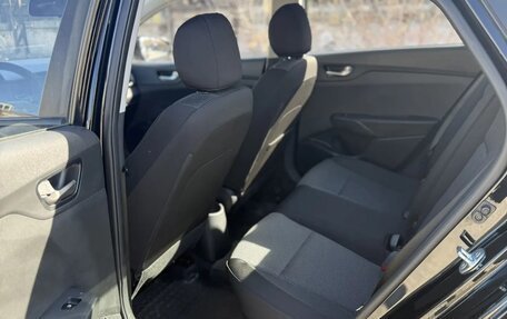 Hyundai Solaris II рестайлинг, 2021 год, 12 фотография