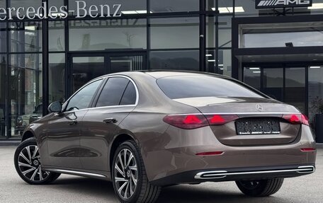 Mercedes-Benz E-Класс, 2025 год, 6 330 000 рублей, 3 фотография