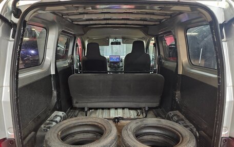 Nissan NV200, 2011 год, 880 000 рублей, 6 фотография