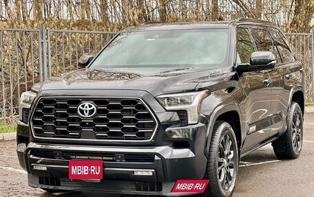 Toyota Sequoia, 2023 год, 11 499 000 рублей, 2 фотография