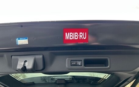 Toyota Sequoia, 2023 год, 11 499 000 рублей, 40 фотография