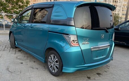 Honda Freed I, 2012 год, 1 250 000 рублей, 2 фотография